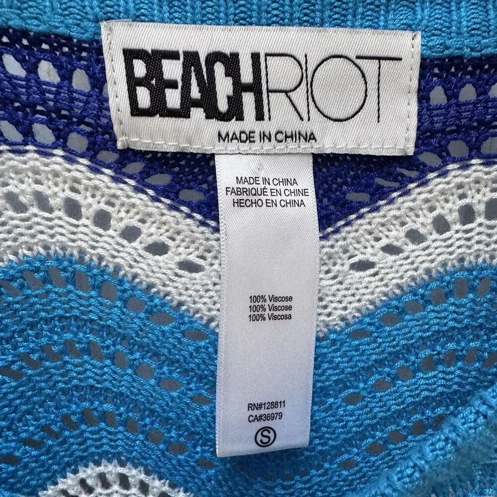 Beach Riot Beach Women’s Small Sweater Blue And White Chevron Scalloped - Picture 3 of 5